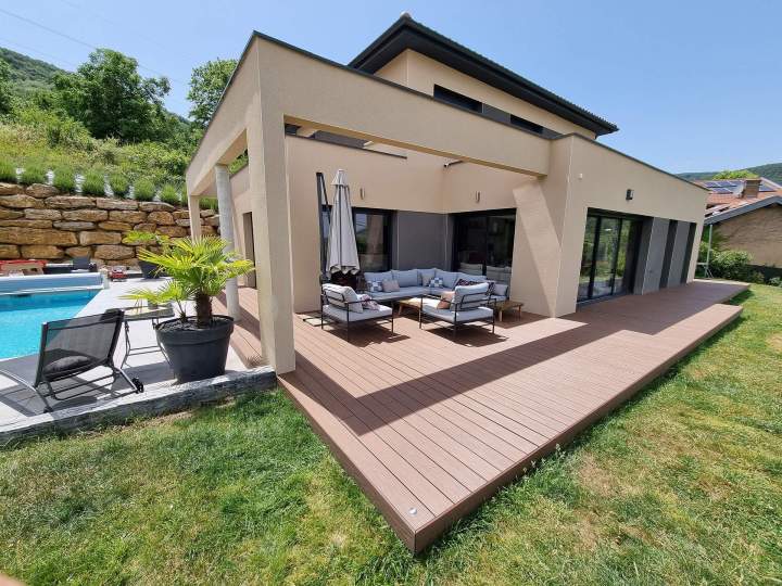 Création d'une magnifique terrasse en Ipé à l'Arbresle