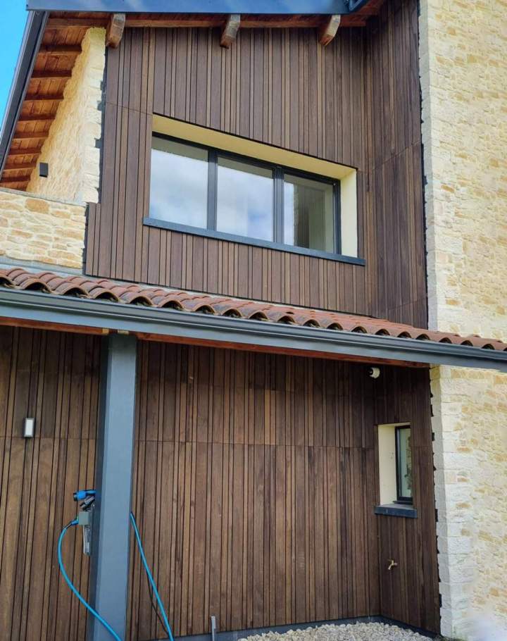 Bardage composite Lyon