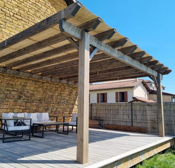 Pose de pergola en bois Lyon